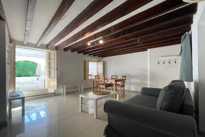 Old Town, furnished  one-bedroom apartment with terrace, Paseo del Borne.