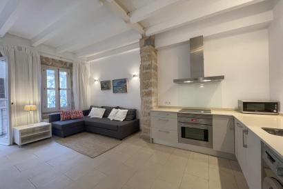 Nice one-bedroom flat with balcony, Plaza la Quartera, Old Town, Palma.
