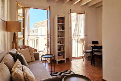 Monthly rent. Old Town Palma, sunny 1 bedroom apartment, La Calatrava.
