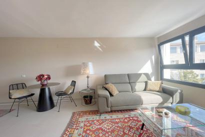 Elegant furnished one bedroom flat, lift, open view, in Mercado del Olivar area, Palma.