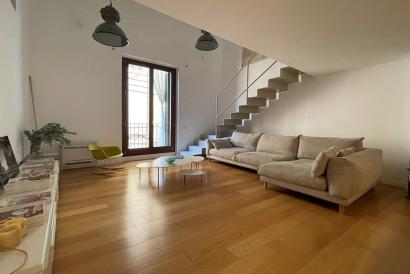 Three bedroom furnished duplex apartment with lift, near Plaza Cuadrado, Palma Old Town
